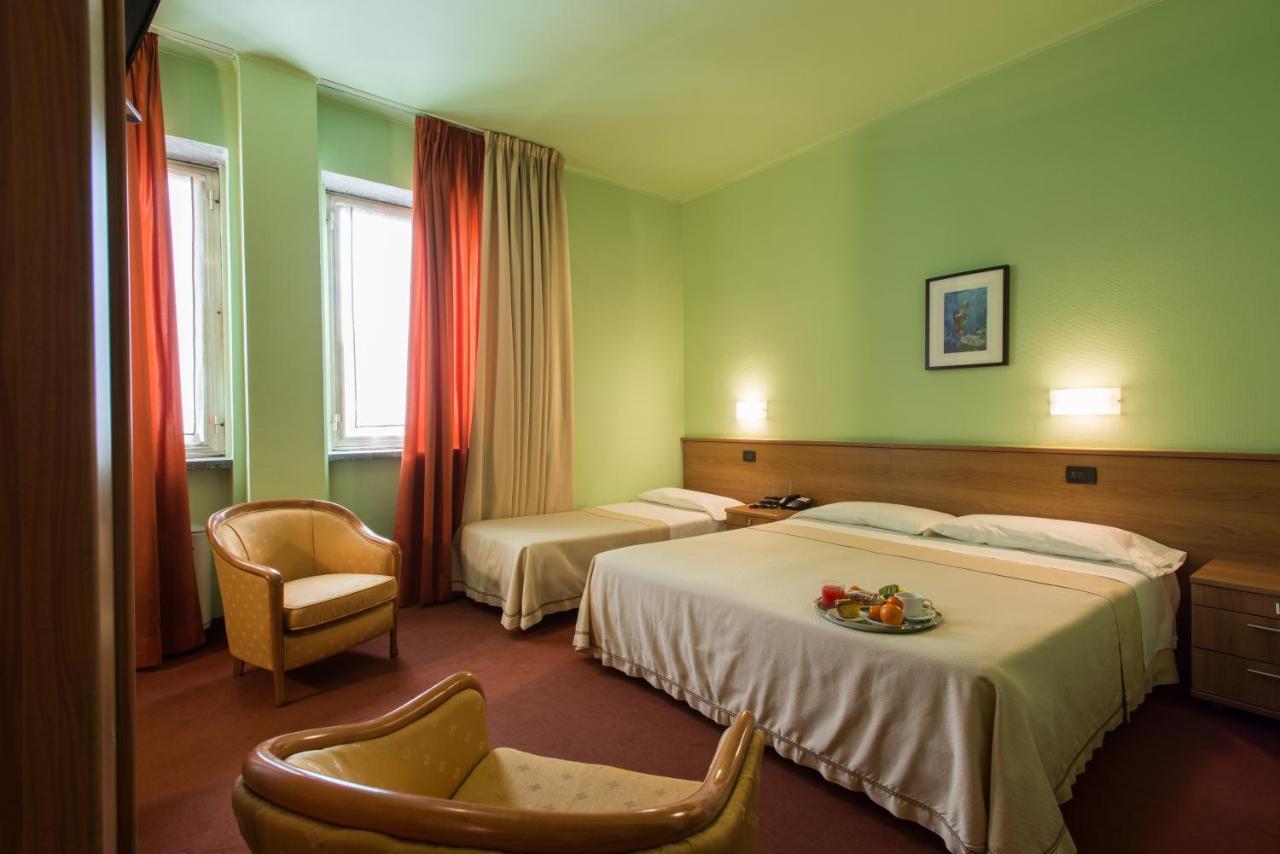 Hotel Lux Alessandria Kültér fotó