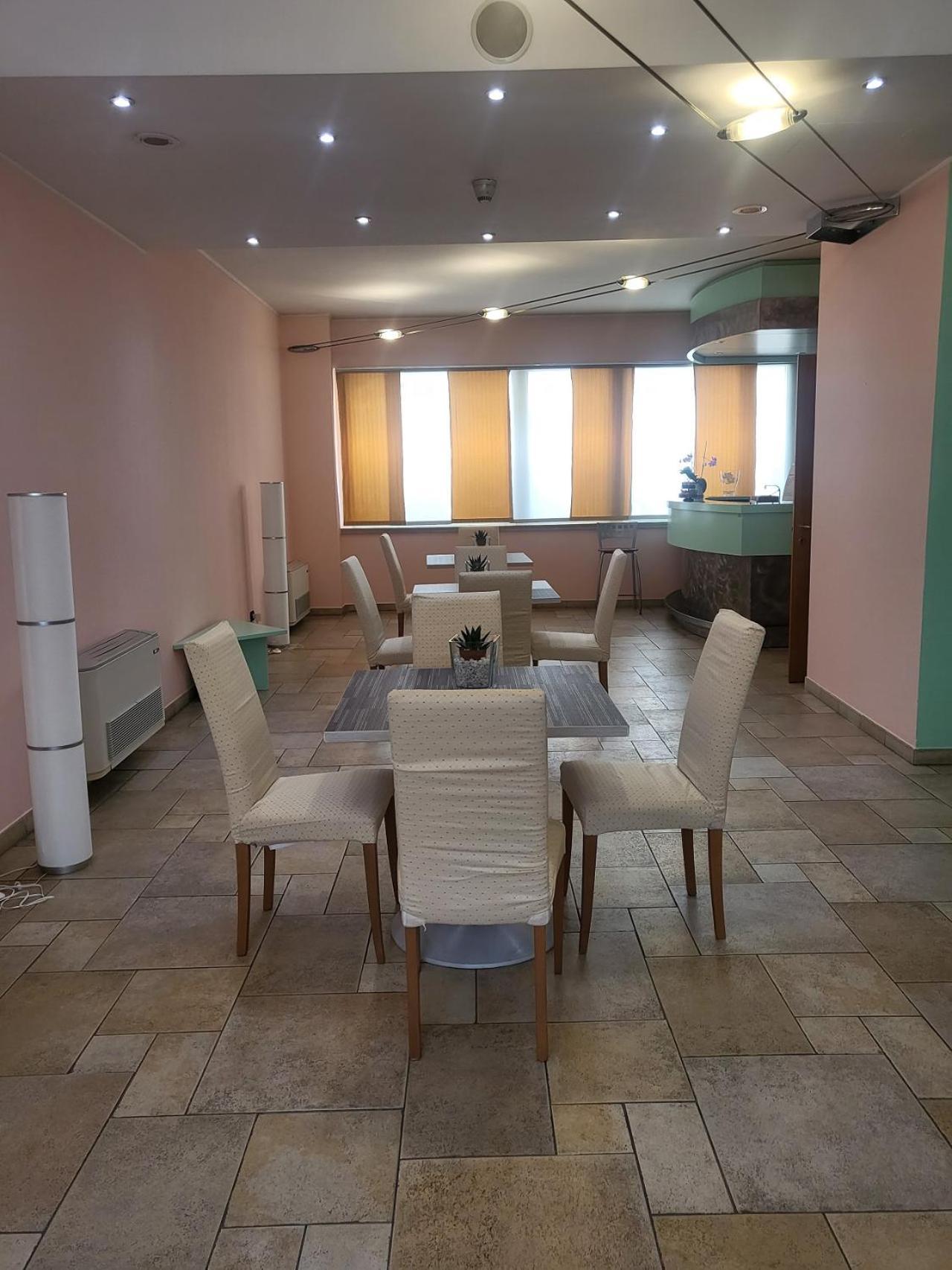 Hotel Lux Alessandria Kültér fotó